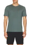 Theory Essential Tee In Green