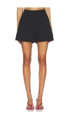 Theory Fluid Linen Blend Pleated Shorts In Black