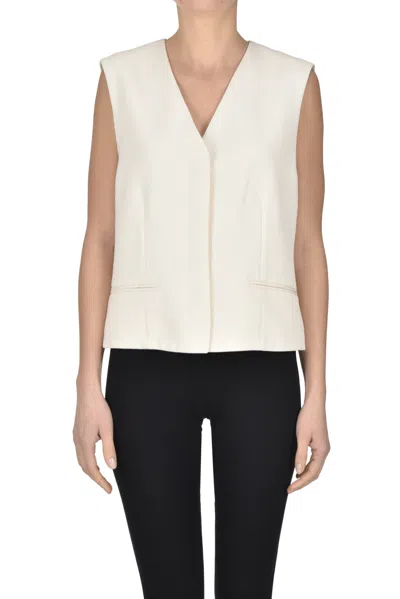 Theory Gilet In Ivory