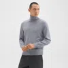 Theory Hilles Turtleneck Sweater In Cashmere In Pale Grey Melange