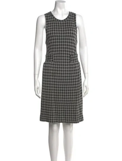 Pre-owned Theory Houndstooth Print Knee-length Dress In Gray