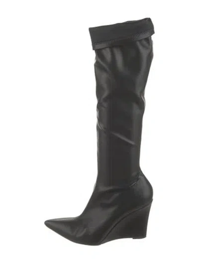 Pre-owned Theory Leather Boots In Black