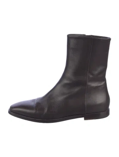 Pre-owned Theory Leather Boots In Brown