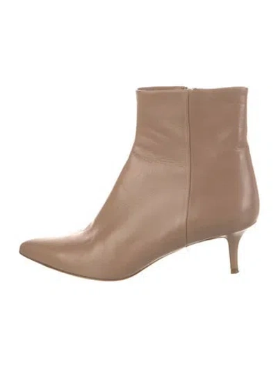 Pre-owned Theory Leather Boots In Neutral