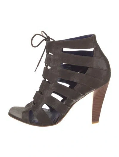 Pre-owned Theory Leather Gladiator Sandals In Brown