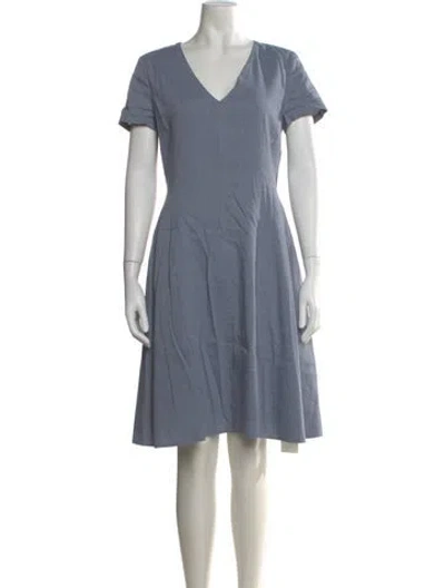 Pre-owned Theory Linen Knee-length Dress In Blue