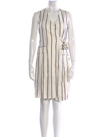 Pre-owned Theory Linen Knee-length Dress In Neutral
