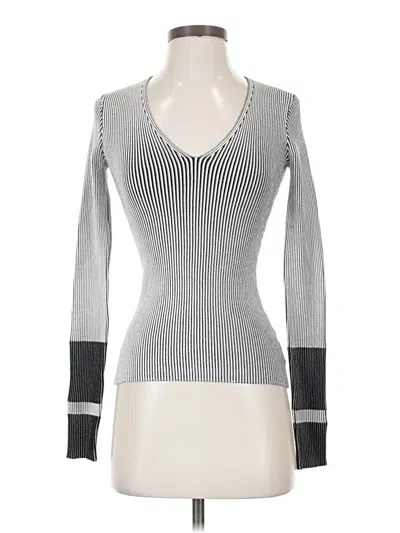 Pre-owned Theory Long Sleeve Top Gray V-neck Tops
