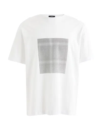 Theory T-shirts In White