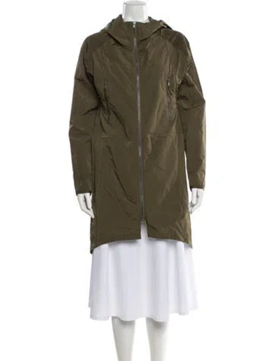 Pre-owned Theory Nylon Parka In Green