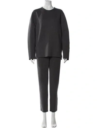Pre-owned Theory Pant Set In Gray
