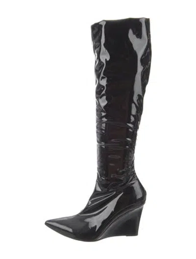 Pre-owned Theory Patent Leather Boots In Black