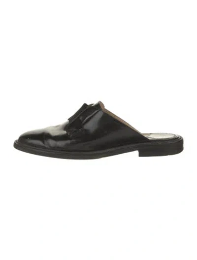 Pre-owned Theory Patent Leather Mules In Black