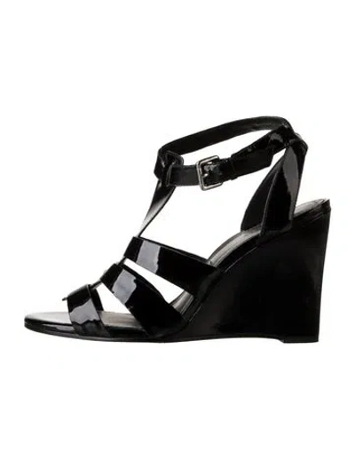 Pre-owned Theory Patent Leather Sandals In Black