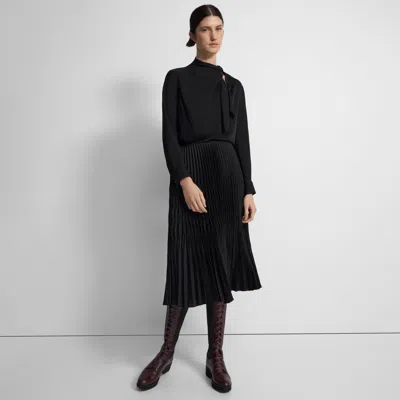 Theory Pleated Skirt In Black