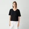 Theory Relaxed V-neck Tee In Cotton In Black