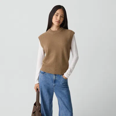 Theory Relaxed Vest In Recycled Cashmere In Brown