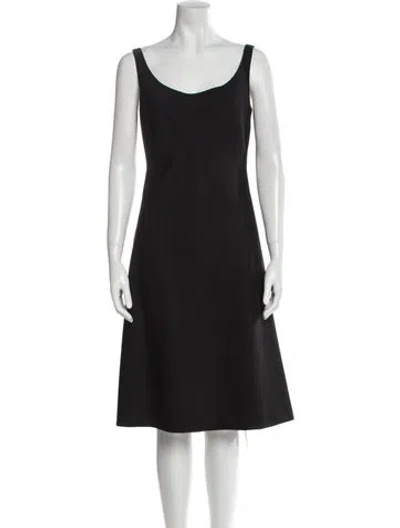 Pre-owned Theory Scoop Neck Knee-length Dress In Black