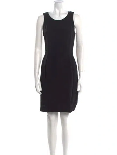 Pre-owned Theory Scoop Neck Knee-length Dress In Black