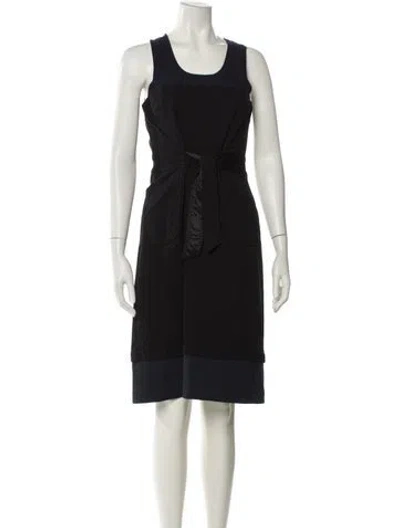 Pre-owned Theory Scoop Neck Knee-length Dress In Black