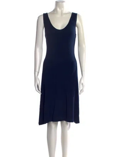 Pre-owned Theory Scoop Neck Knee-length Dress In Black