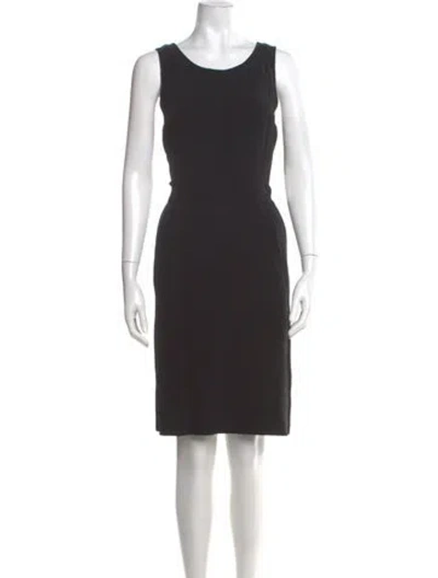 Pre-owned Theory Scoop Neck Knee-length Dress In Black