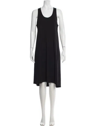 Pre-owned Theory Scoop Neck Knee-length Dress In Black