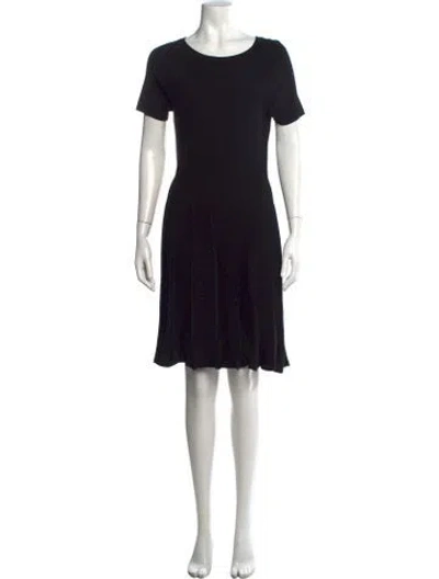 Pre-owned Theory Scoop Neck Knee-length Dress In Black