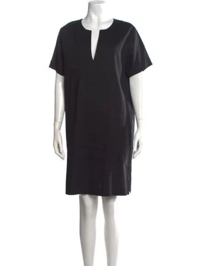 Pre-owned Theory Scoop Neck Knee-length Dress In Black