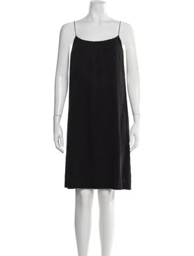Pre-owned Theory Silk Knee-length Dress In Black