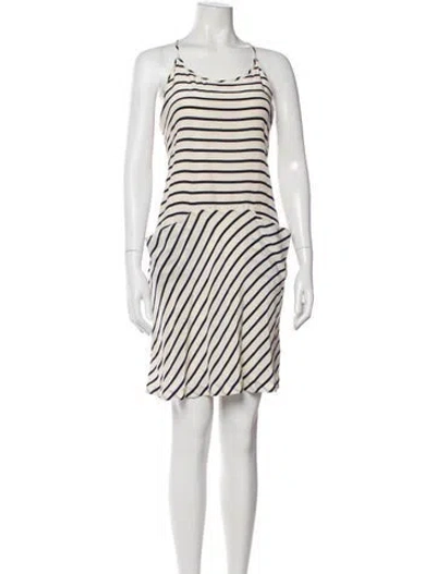 Pre-owned Theory Silk Knee-length Dress In Blue