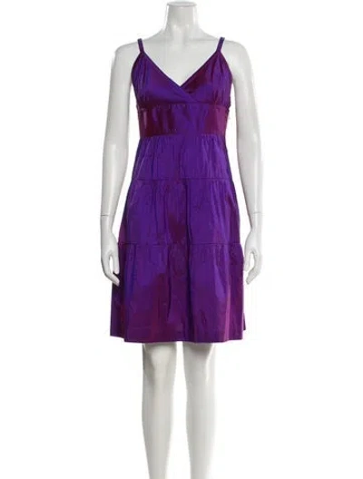 Pre-owned Theory Silk Knee-length Dress In Purple