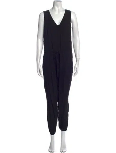 Pre-owned Theory Silk V-neck Jumpsuit In Black