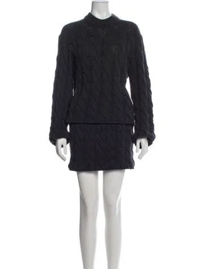 Pre-owned Theory Skirt Set In Gray