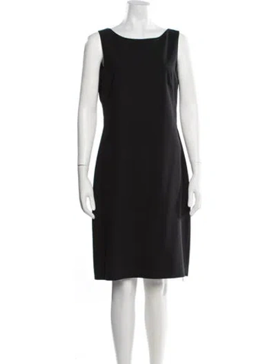 Pre-owned Theory Virgin Wool Knee-length Dress In Black
