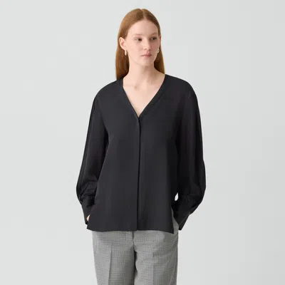 Theory V-neck Blouse In Silk Georgette In Black