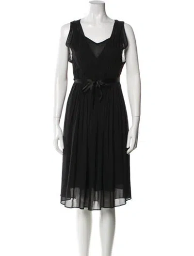 Pre-owned Theory V-neck Knee-length Dress In Black