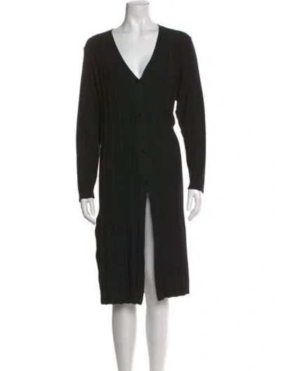 Pre-owned Theory V-neck Sweater In Black
