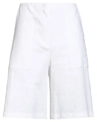 Theory Woman Shorts & Bermuda Shorts White Size 8 Linen, Viscose, Elastane
