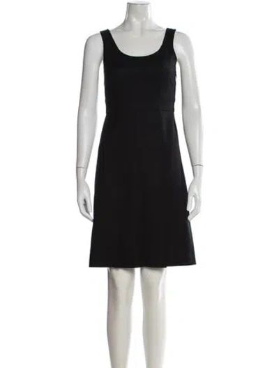 Pre-owned Theory Wool Knee-length Dress In Black