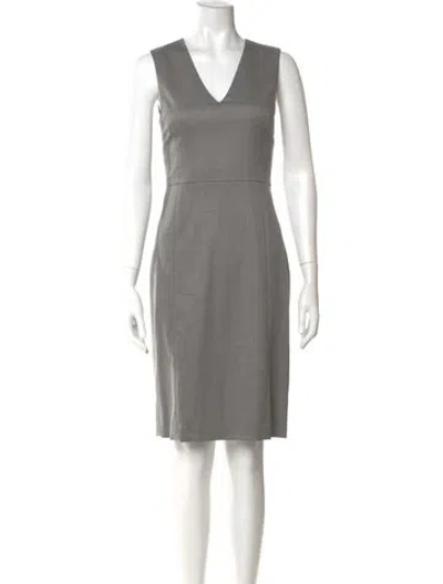 Pre-owned Theory Wool Knee-length Dress In Gray