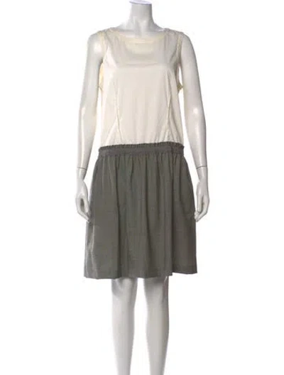 Pre-owned Theory Wool Knee-length Dress In Neutral