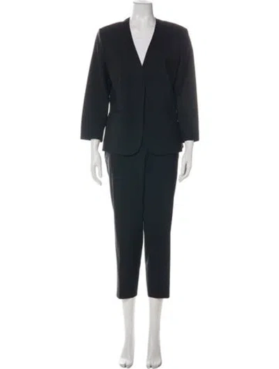 Pre-owned Theory Wool Pantsuit In Green