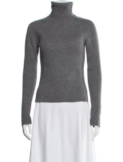 Pre-owned Theory Wool Turtleneck Sweater In Grey
