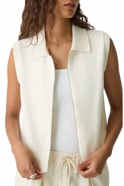 Theory Zip Up Spread Collar Vest In Cream In White