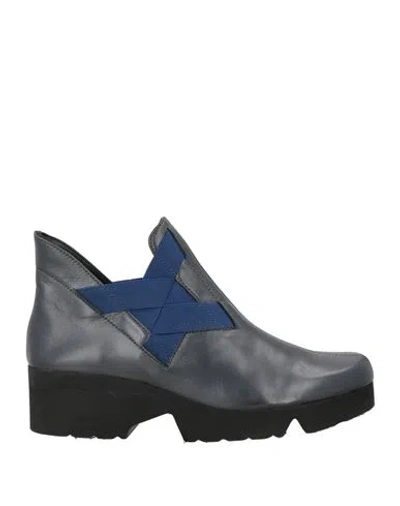 Thierry Rabotin Woman Ankle Boots Midnight Blue Size 8 Leather