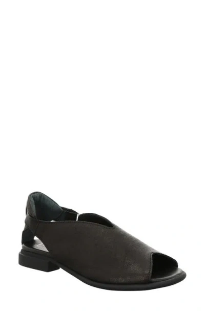 Think ! Kamaa Sandal In Black