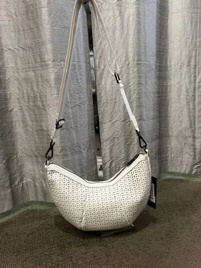 Think Royln Posh Handbag In Cream In White