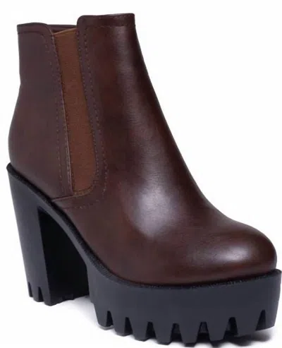 Thistle And Clover Women's Made For Walking Boots In Brown In Burgundy
