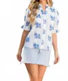 Thml Floral Short Sleeve Blouse In Blue And White In White